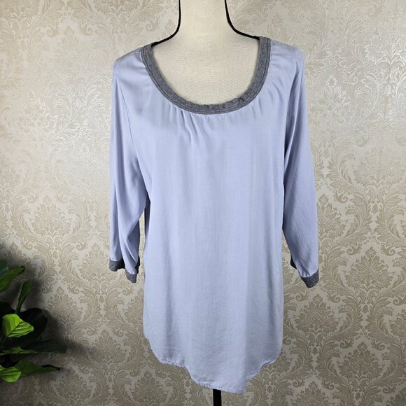 Soft Surroundings Size XL 100% Silk Light Blue Gray Tunic Scoop Neck Keyhole Bk - Picture 1 of 10